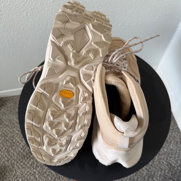 HOKA Kaha 2 GTX Hiking Boots – Beige/Sand (Limited release, rare) - Picture 6 of 6